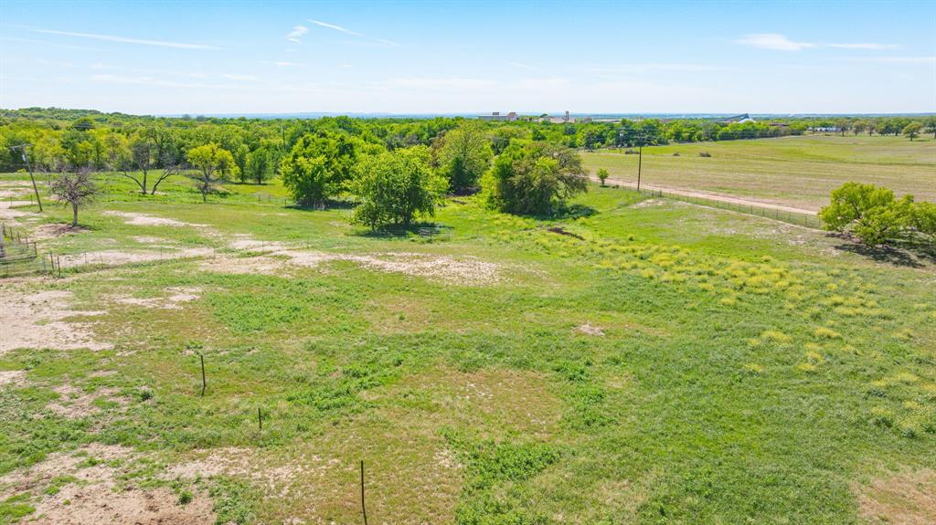 1301 County Road 440 Property Photo 38