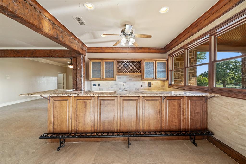 6068 Northview Court Property Photo 6