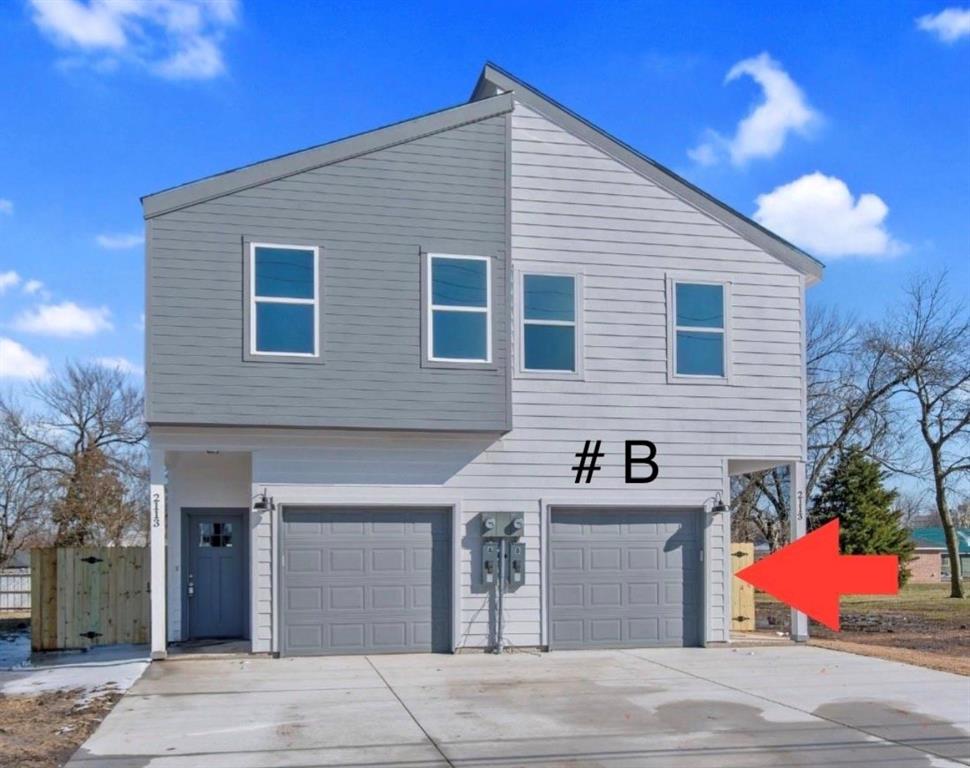 2113 Wright Street #B Property Photo 1