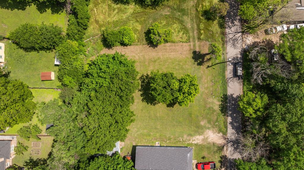 400 E Freeman Street Property Photo 6