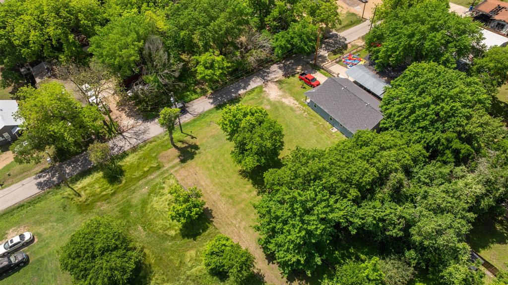 400 E Freeman Street Property Photo 8
