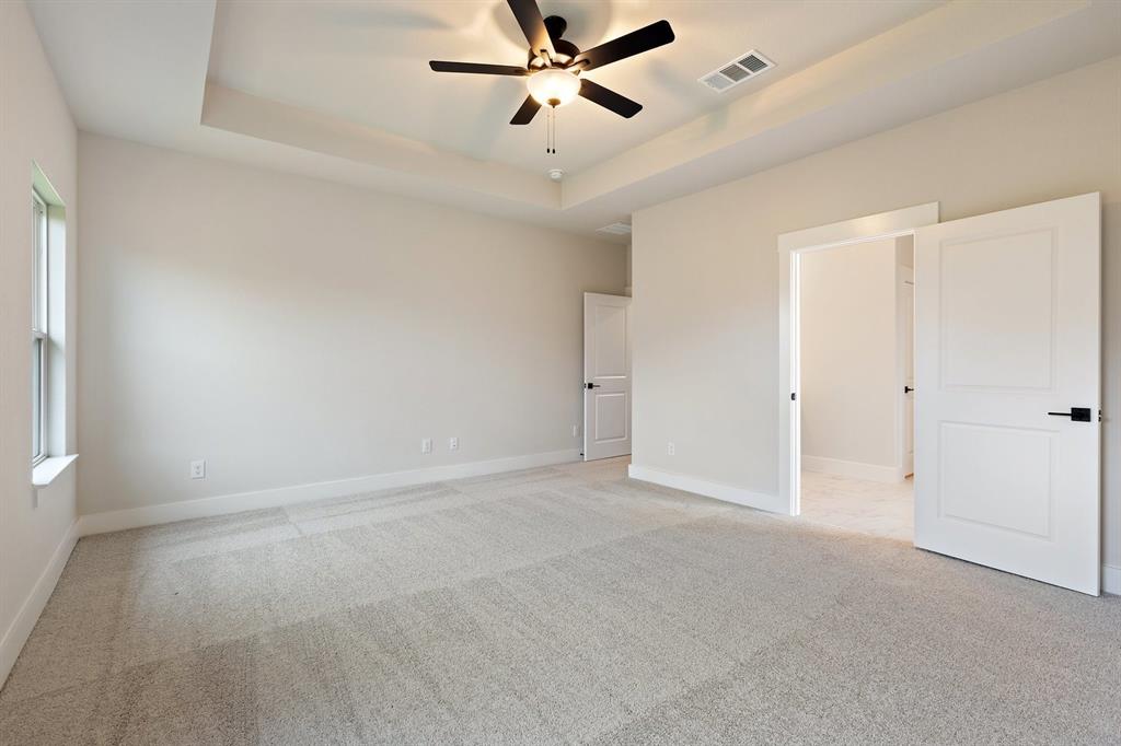 215 Saddletree Drive Property Photo 16
