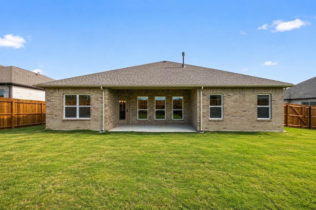 215 Saddletree Drive Property Photo 29