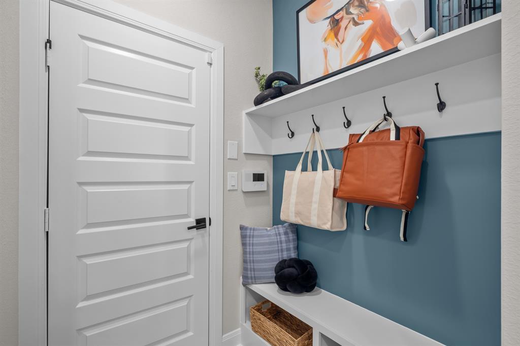 9408 Laurel Wreath Drive Property Photo 30