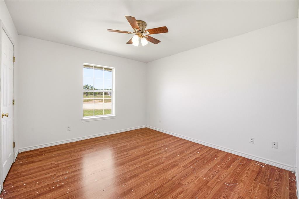 802 Private Road 1675 Property Photo 19