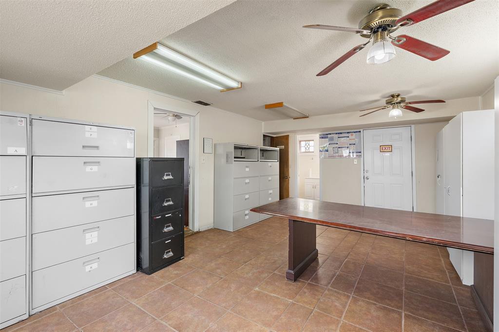 208 S 31st Street Property Photo 23