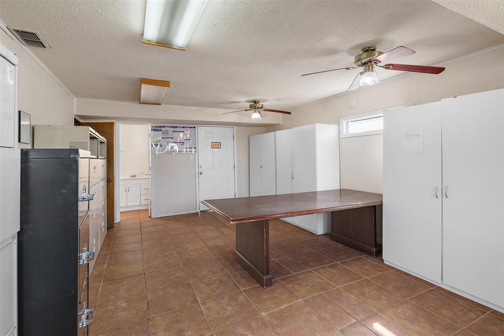 208 S 31st Street Property Photo 24
