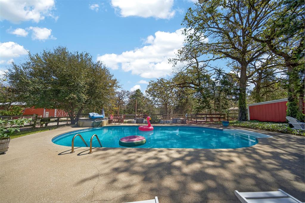 19054 Fm 1804 Property Photo 19