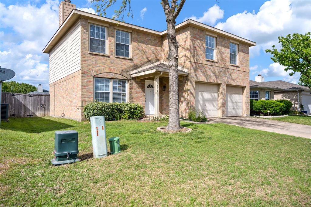1626 White Oak Drive Property Photo 2