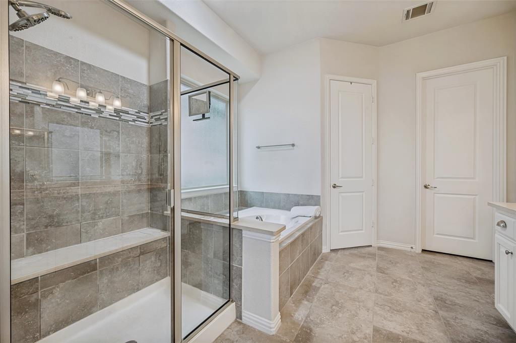 2841 Edinburgh Property Photo 18