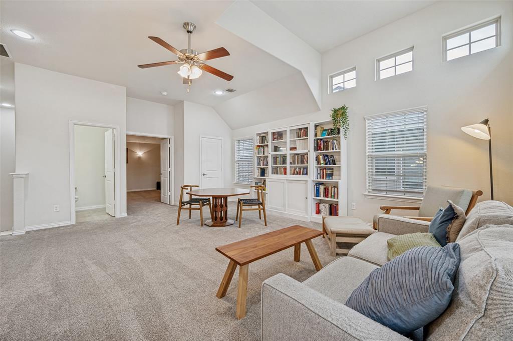 2841 Edinburgh Property Photo 25