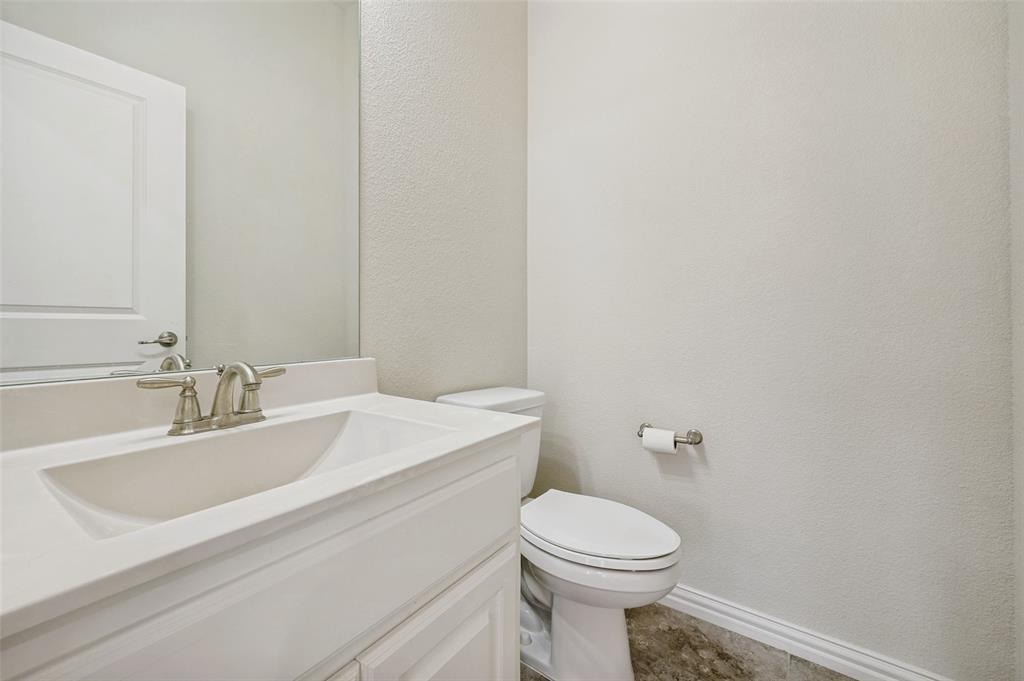 2841 Edinburgh Property Photo 26