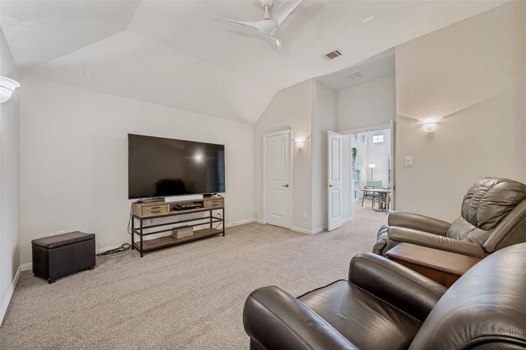 2841 Edinburgh Property Photo 27