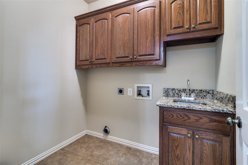 9798 Helms Trail Property Photo 28