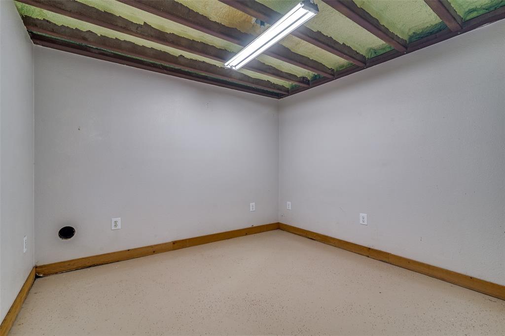 9798 Helms Trail Property Photo 37