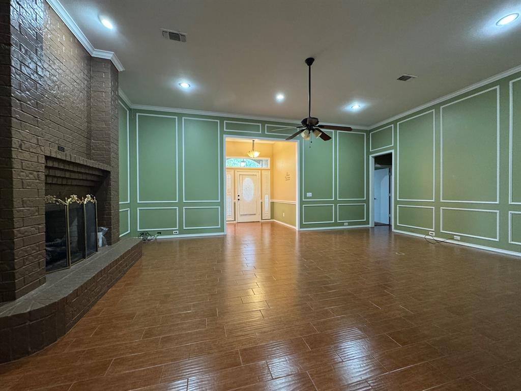 2865 Oak Creek Drive Property Photo 6