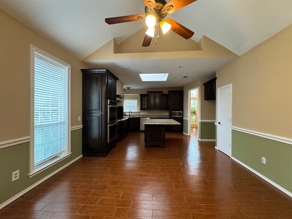 2865 Oak Creek Drive Property Photo 12