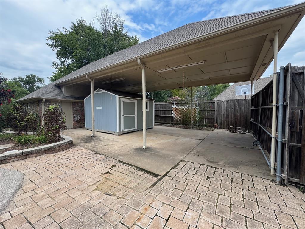 2865 Oak Creek Drive Property Photo 25