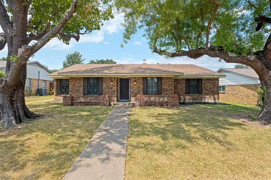 2629 Montclair Lane Property Photo 1