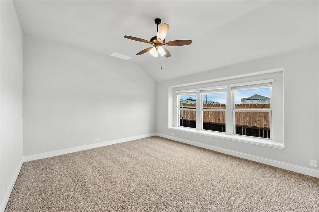 3244 Southampton Drive Property Photo 16