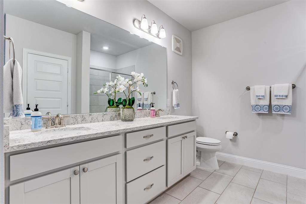 651 N Watters Road 1206 Property Photo 7