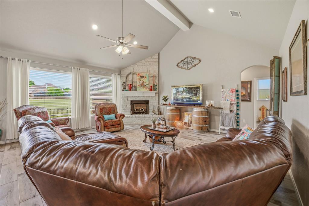 191 Crenshaw Court Property Photo 4