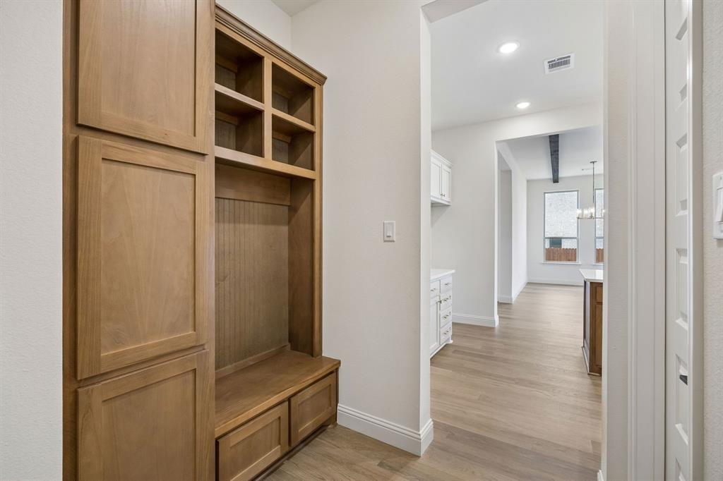 8908 Cisco Drive Property Photo 17