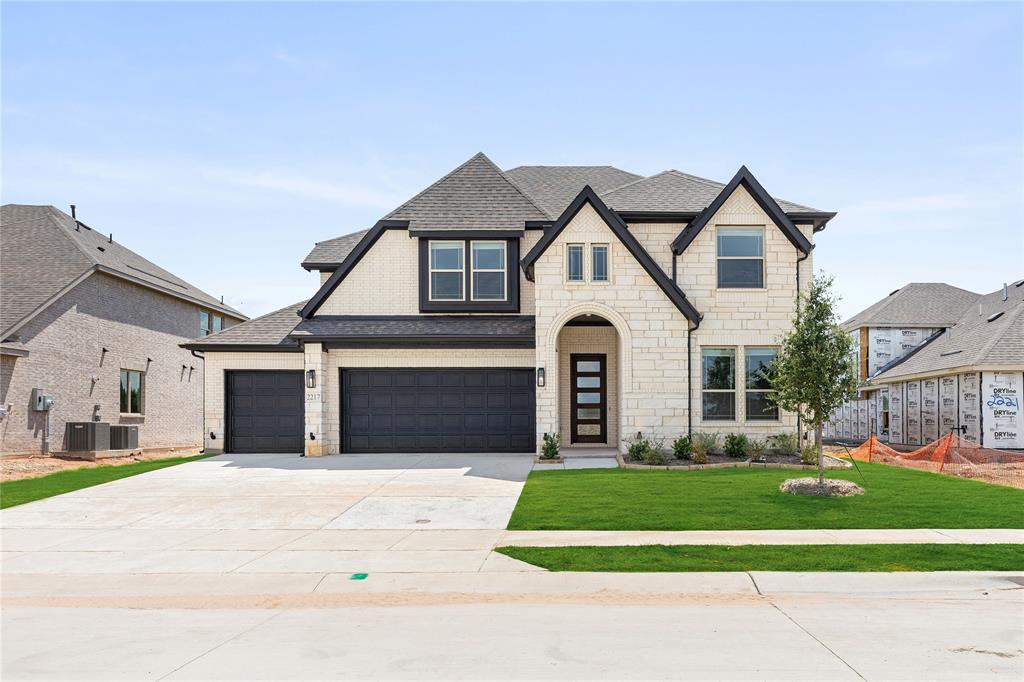2217 Amber Gate Drive Property Photo 1