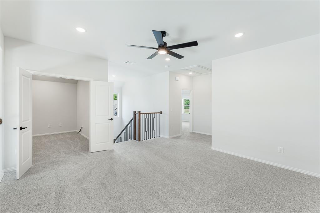2217 Amber Gate Drive Property Photo 21