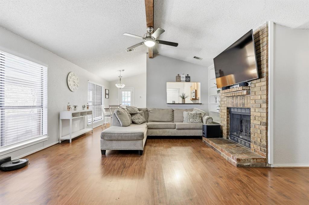 1312 Hackamore Street Property Photo 3
