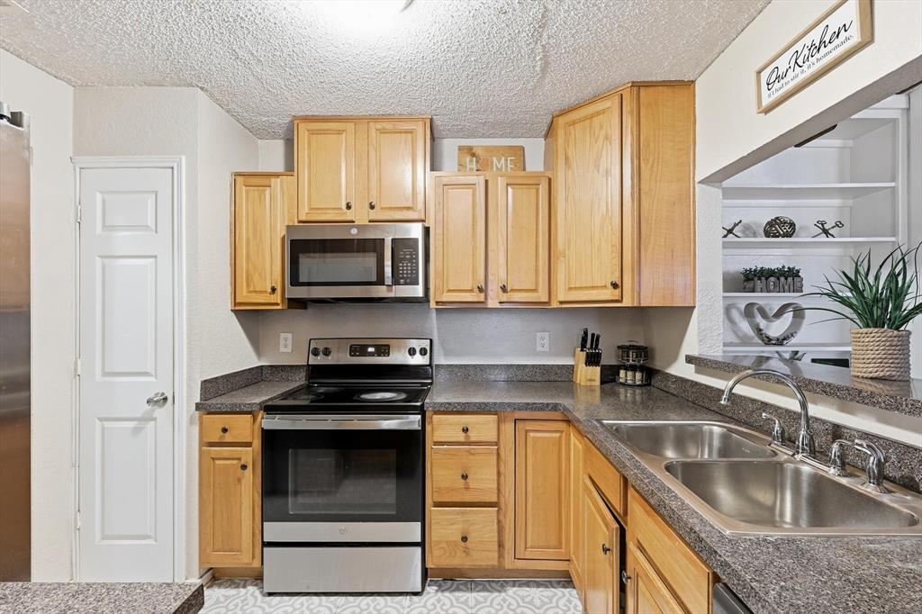 1312 Hackamore Street Property Photo 7