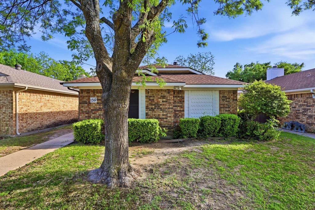 1312 Hackamore Street Property Photo 22