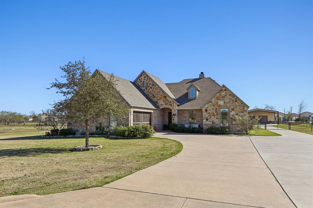 5025 White Pine Drive Property Photo 1
