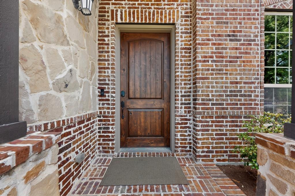 3989 Benchmark Lane Property Photo 4