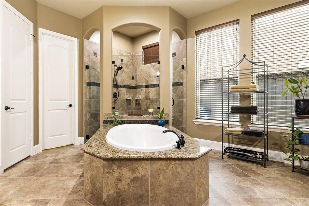 3989 Benchmark Lane Property Photo 20