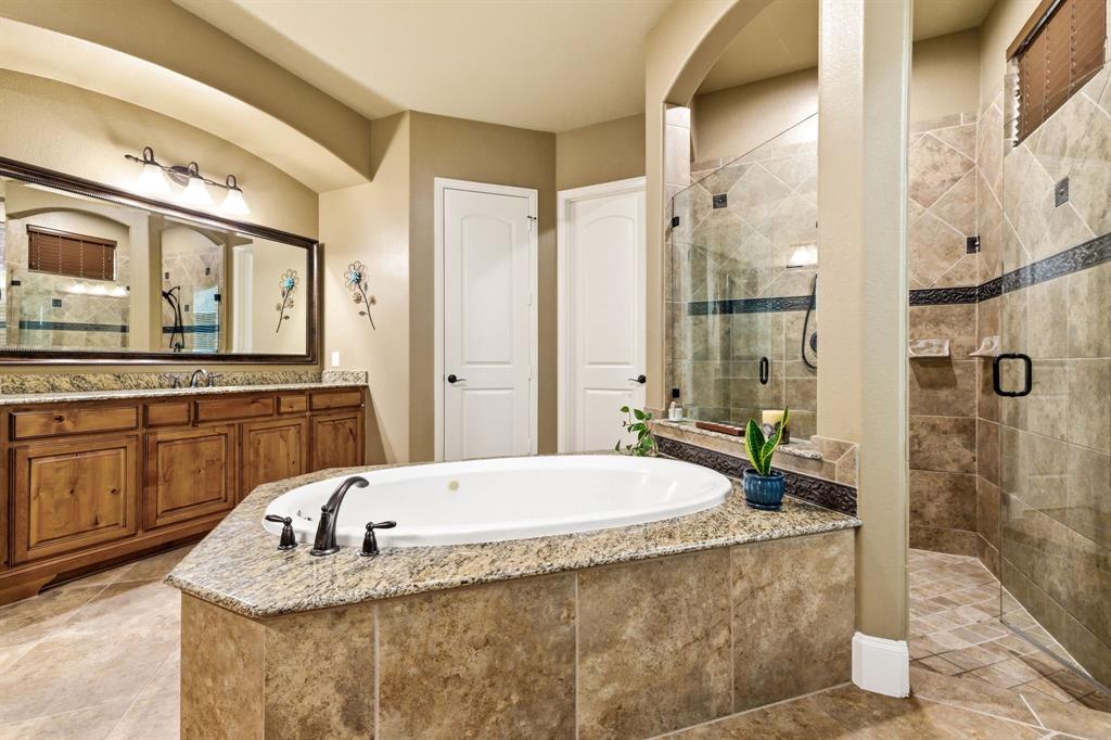 3989 Benchmark Lane Property Photo 21