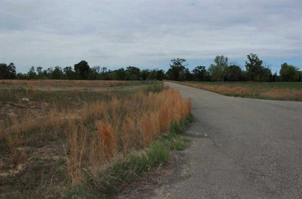 Tbd Sunrise Bend Property Photo 4