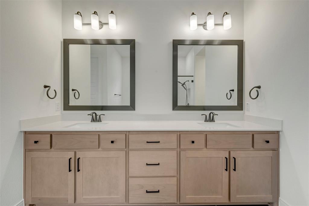 2021 Mack Avenue Property Photo 12