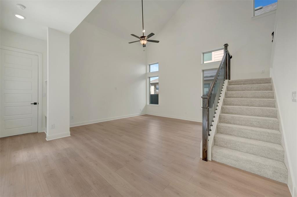 2021 Mack Avenue Property Photo 26
