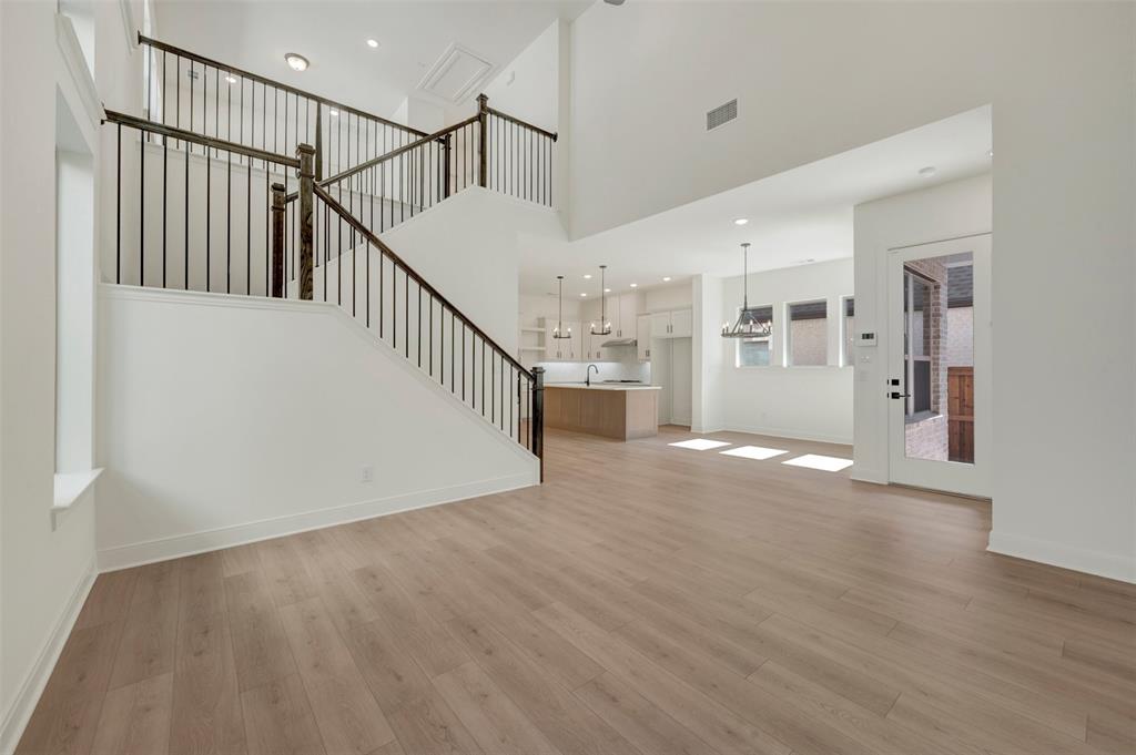 2021 Mack Avenue Property Photo 28