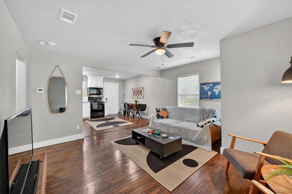 4221 Lisbon Street Property Photo 5