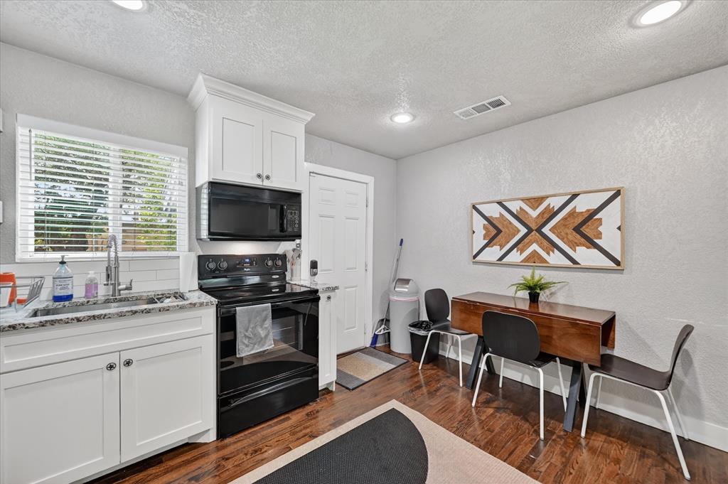 4221 Lisbon Street Property Photo 10
