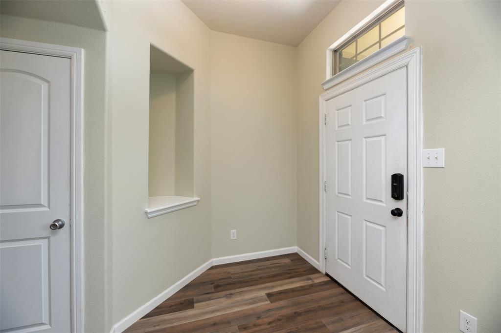 10525 Turning Leaf Trail Property Photo 5