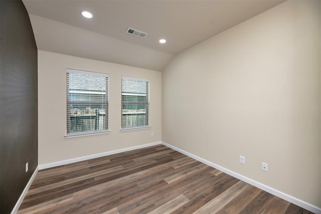10525 Turning Leaf Trail Property Photo 21