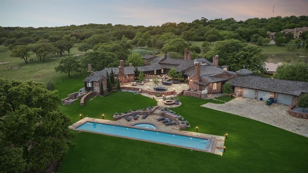 1 Paigebrooke Property Photo 3