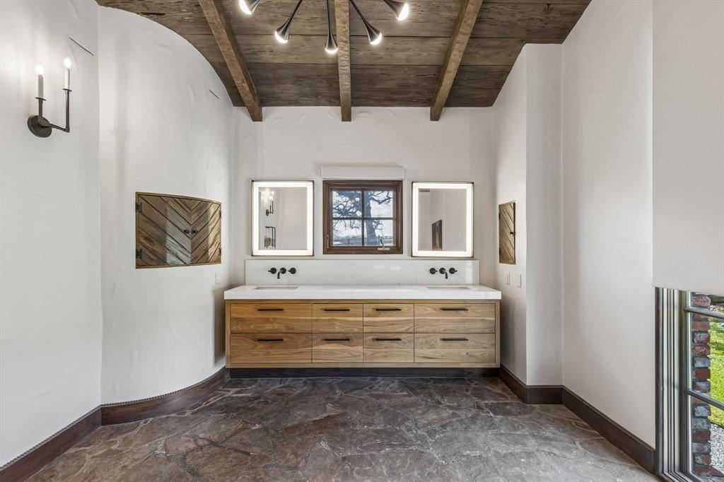 1 Paigebrooke Property Photo 18