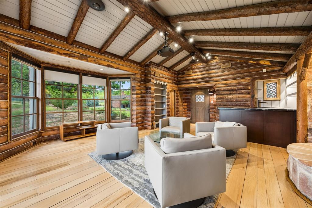1 Paigebrooke Property Photo 23