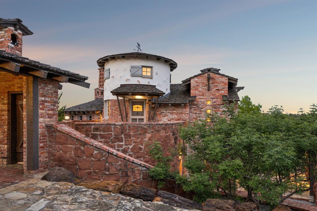 1 Paigebrooke Property Photo 24