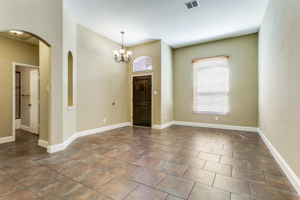 2609 Valencia Lane Property Photo 10