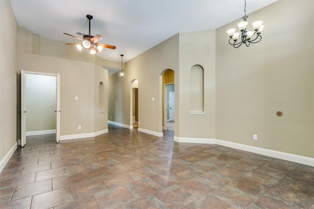 2609 Valencia Lane Property Photo 11